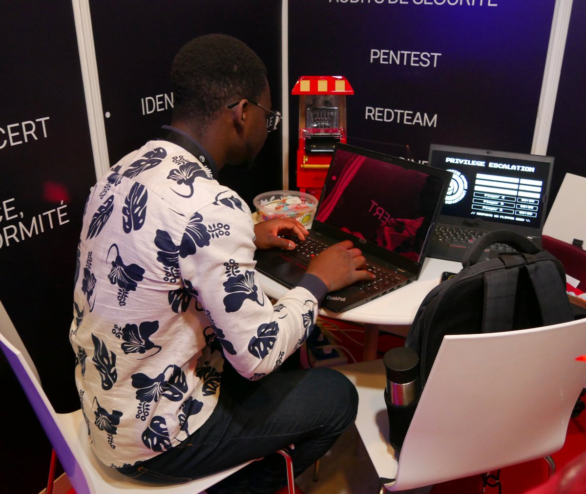HR_Team_Group's tweet photo. La semaine dernière, notre #Squad #Cybersecurity était au salon @_leHACK_. 💻

Découvrez le feedback de Jérôme, Ingénieur Cybersécurité 👉 https://t.co/XKi1Bl4856 📰

La semaine prochaine, ne manquez pas le retour de Luc, Pentester, en vidéo. 📹

#cybersécurité #leHACK #feedback https://t.co/vZXqWp27Kk