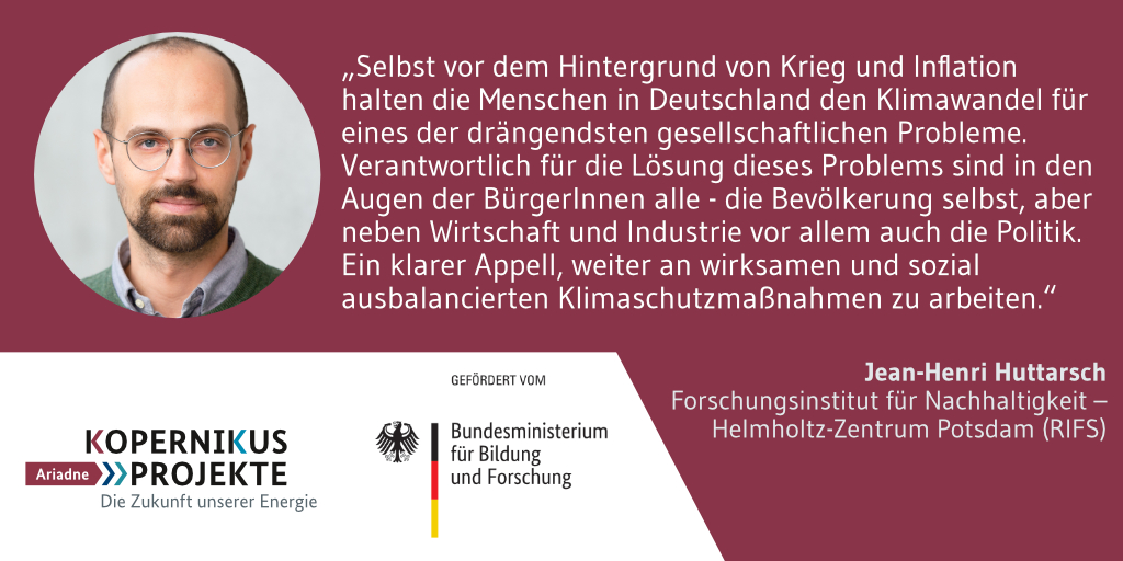 AriadneProjekt's tweet photo. Für 27% der #Barometer23-Befragten sind #Klimaschutz &amp; #Umweltschutz wichtige politische Themen, neben Ukraine-Krieg (46%) und Inflation (26 %). Der Forschende Jean-Henri Huttarsch @SchangHenning vom @RIFS_Potsdam hat die neuen Zahlen ausgewertet ▶️ https://t.co/Thx9HJiDk6 https://t.co/6Kz7UPFw3d