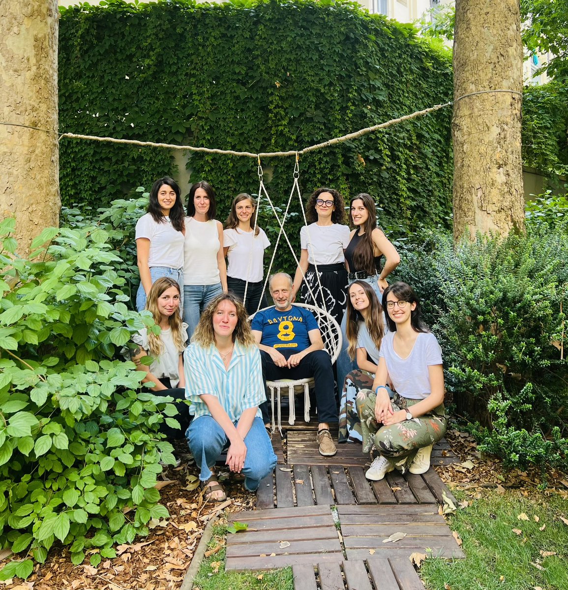 PsychopharmLab's tweet photo. Here we are! ✨ 
#NewProfiePic for the @PsychopharmLab 

Good #food, good #science, good time #together! https://t.co/FqyUjlwfkN