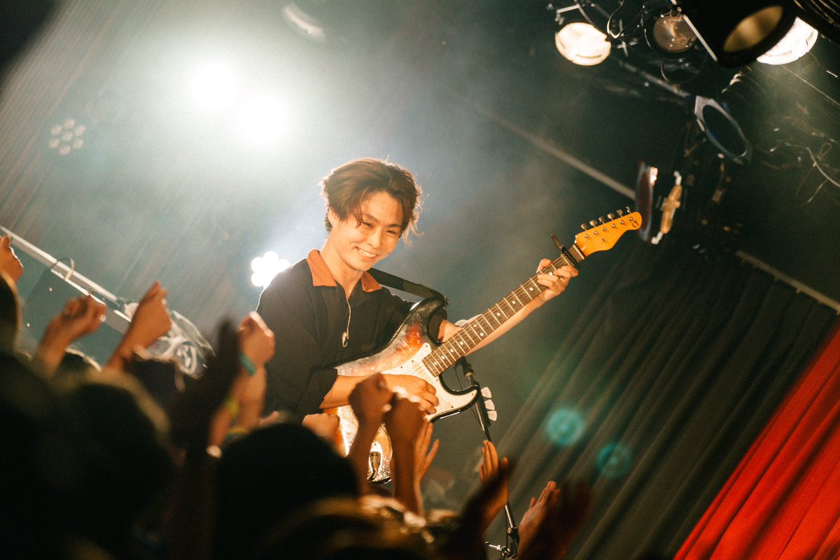 Ojika_HtO's tweet image. シンガーズハイリリースおめ！！
ツアー呼んでくれてありがとう！！
超楽しかった🙌🙌
またやろうぜい╭( ･ㅂ･)و ̑̑ ｸﾞｯ ! 

photo @nt_921 

#シンガーズハイ
#HalftimeOld