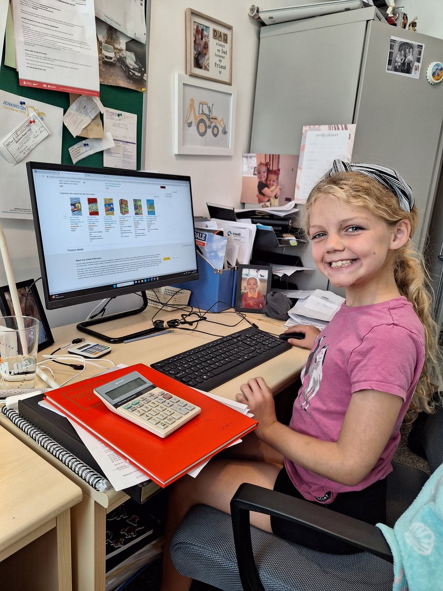 Working with the best colleague today 🥰😍#schoolstrike #teachers #TeacherStrikes #reducecontacttime #teacherlifebalance