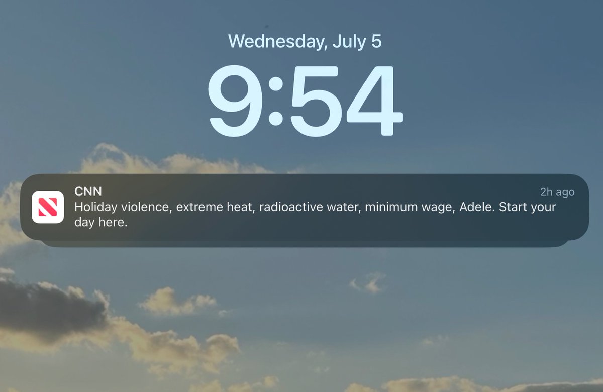 nicksauer24's tweet photo. The world has gone to absolute shit and Adele. https://t.co/OeWicMmUy4
