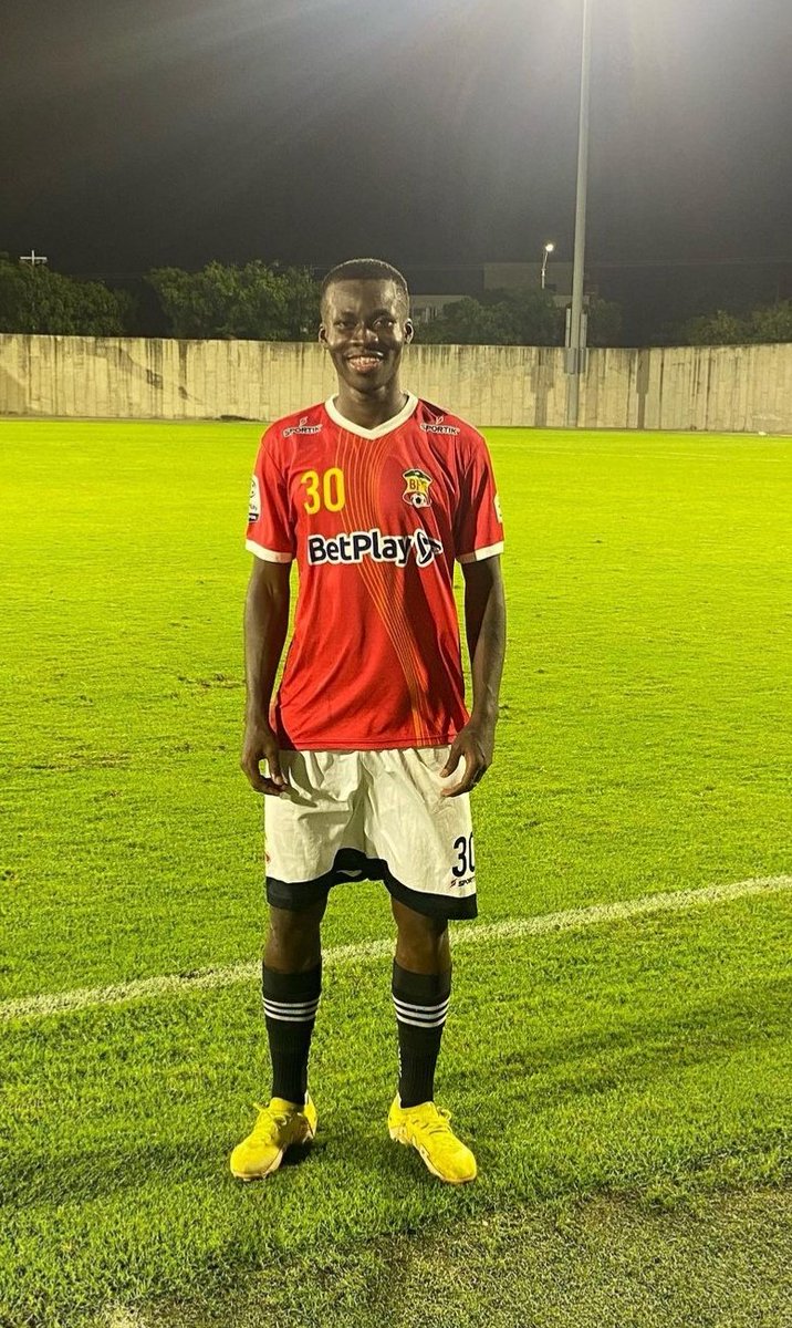 PTiburona's tweet photo. #PTDATA
🔴⚪El canterano Kevin Padilla, extremo que viene del Barranquilla, le ha puesto 3 asistencias a Carlos Bacca en 2 juegos. El porteño suma 4 anotaciones en 2 partidos de preparación. https://t.co/uLkcH6obk0