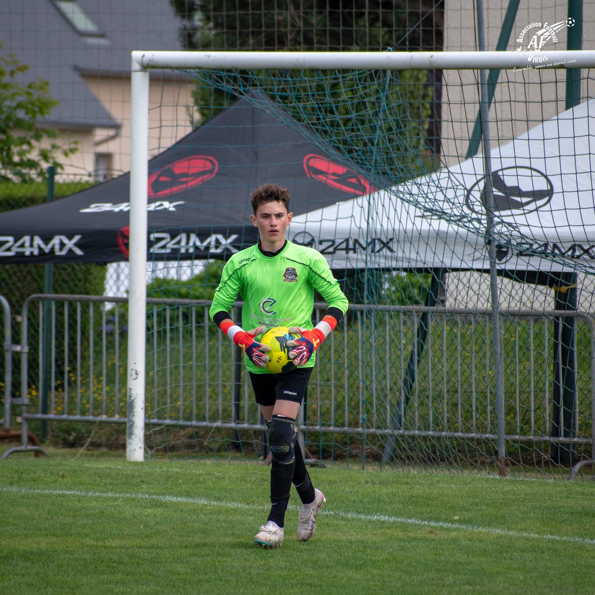 AfVirois's tweet photo. 🏆 𝗟𝗮 𝗕𝗼𝗰𝗮𝗖𝘂𝗽’ 𝟮𝟬𝟮𝟯 !

📸 Découvrez la galerie photo des U15 !
https://t.co/bMLDBI0o4A

🥇 @fcflers 1
🥈 @fcflers  2
🥉 @FcArgentan

#BocaCup #TournoiAFV #AFVFormation https://t.co/uojhebFI3t