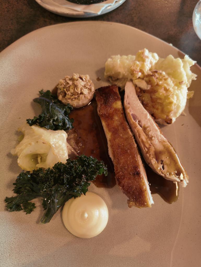 Paulez_D's tweet photo. Possibly the best food I have eaten in my life.... The Elephant in Torquay. https://t.co/CdD48JaQgl https://t.co/4SsZQhocu5