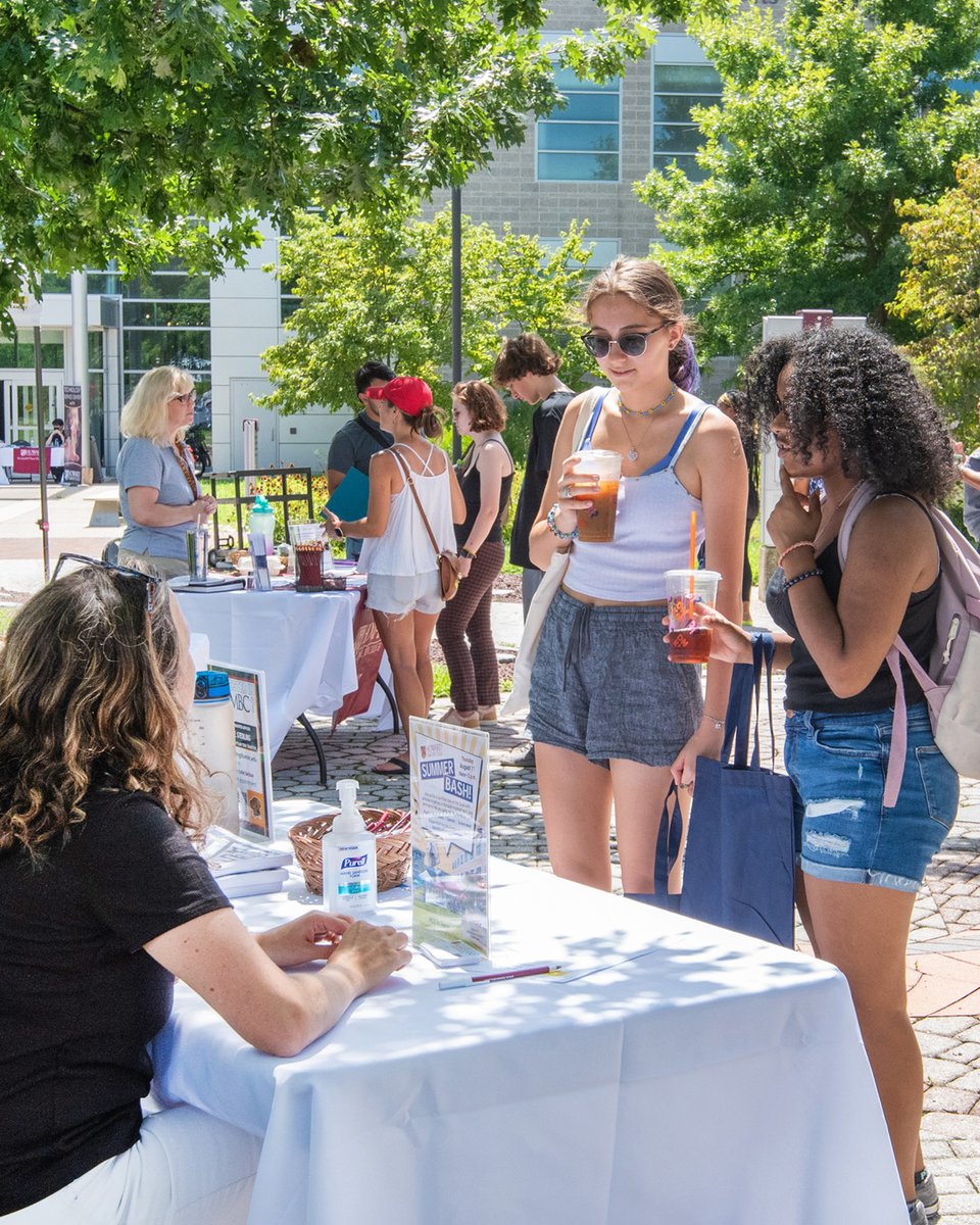 HowardCC's tweet photo. HCC is hosting Summer Bash on Thursday, August 10! Come enjoy a fun afternoon on the quad while preparing for the fall semester.
Fall semester starts August 26! Register now for the best selection of classes: https://t.co/9syURMLYXi
#HowardCC #CommunityCollege #CollegeChoice https://t.co/bvCnL7cMzA