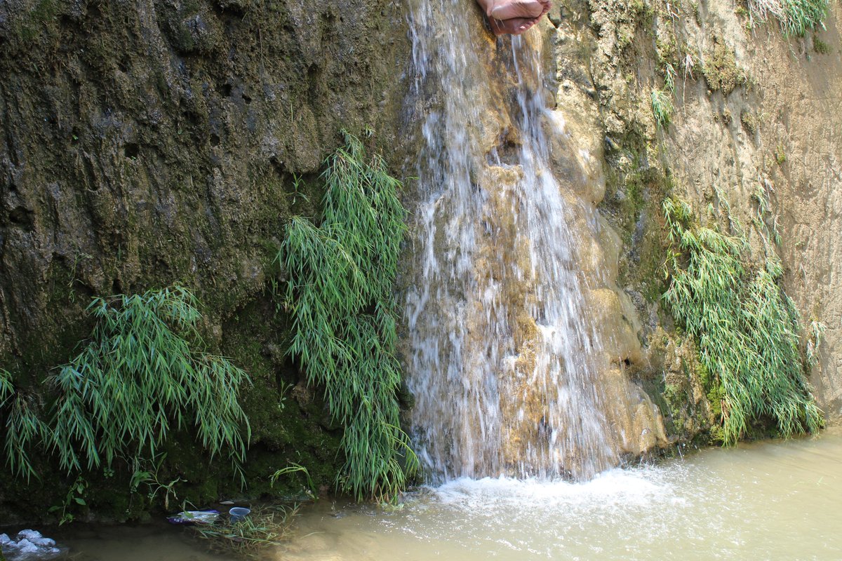dronetecpk's tweet photo. Sky Rain Waterfall Chajian near Haripur. Thanks to Design Clinic
https://t.co/HsFxQklhMu
#waterfallll #designclinic #madeinpakistan #chajian https://t.co/gWrayrfqWU