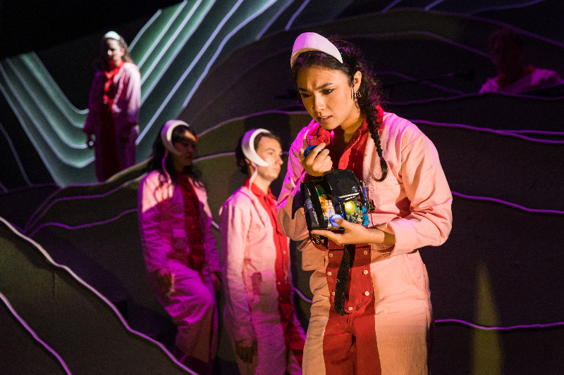 Only 5 performances left! - mailchi.mp/391598ef40d8/f…