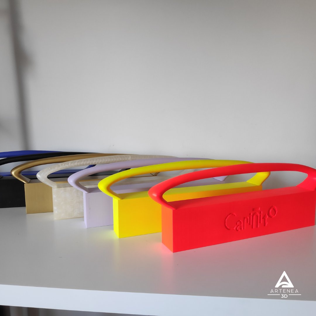 artenea3d's tweet photo. ¿Qué quieres un bolso👜? Lo tienes. 😍

💥Bolsos impresos en PLA, super lijados y pintados con sprays.🤩

La impresión 3D puede ofrecerte la oportunidad de imprimir todo lo que puedas imaginar de forma sostenible🫶, personalizada y, además, increíblemente molón. https://t.co/Vgatc57gCP