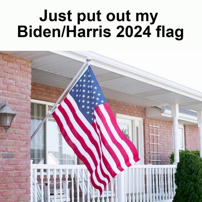 gbl2417's tweet photo. @RonFilipkowski But there is a pro-Biden flag! https://t.co/KJtawZlU5T