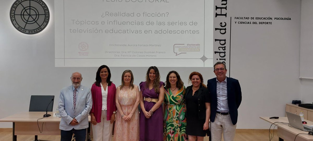 Pues ya está, otra etapa superada. Tesis defendida y un día memorable para recordar siempre.

Gracias a todos los que habéis estado allí y a los que desde la distancia os he tenido también allí.