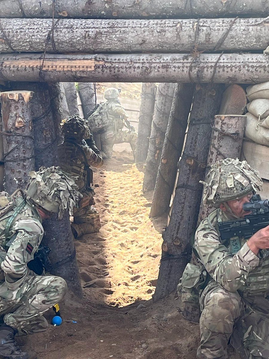 Hard, but good, interoperability training today, practising trench clearance, with our attached @USNationalGuard #ExBalticFist #WeAreSwiftandBold