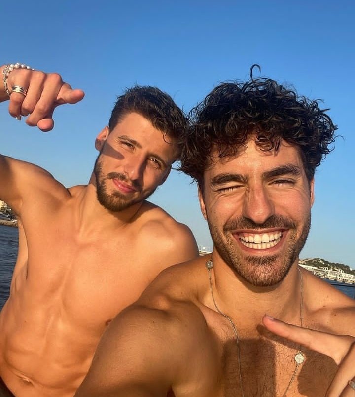 Morta feat enterrada