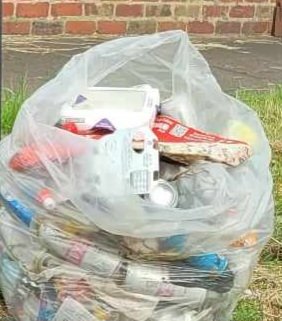 BevBPym72's tweet photo. #RAForcesOfNature Two good acts in one. The street is cleaner and the recycling bin has been filled. https://t.co/zKxauss0aI