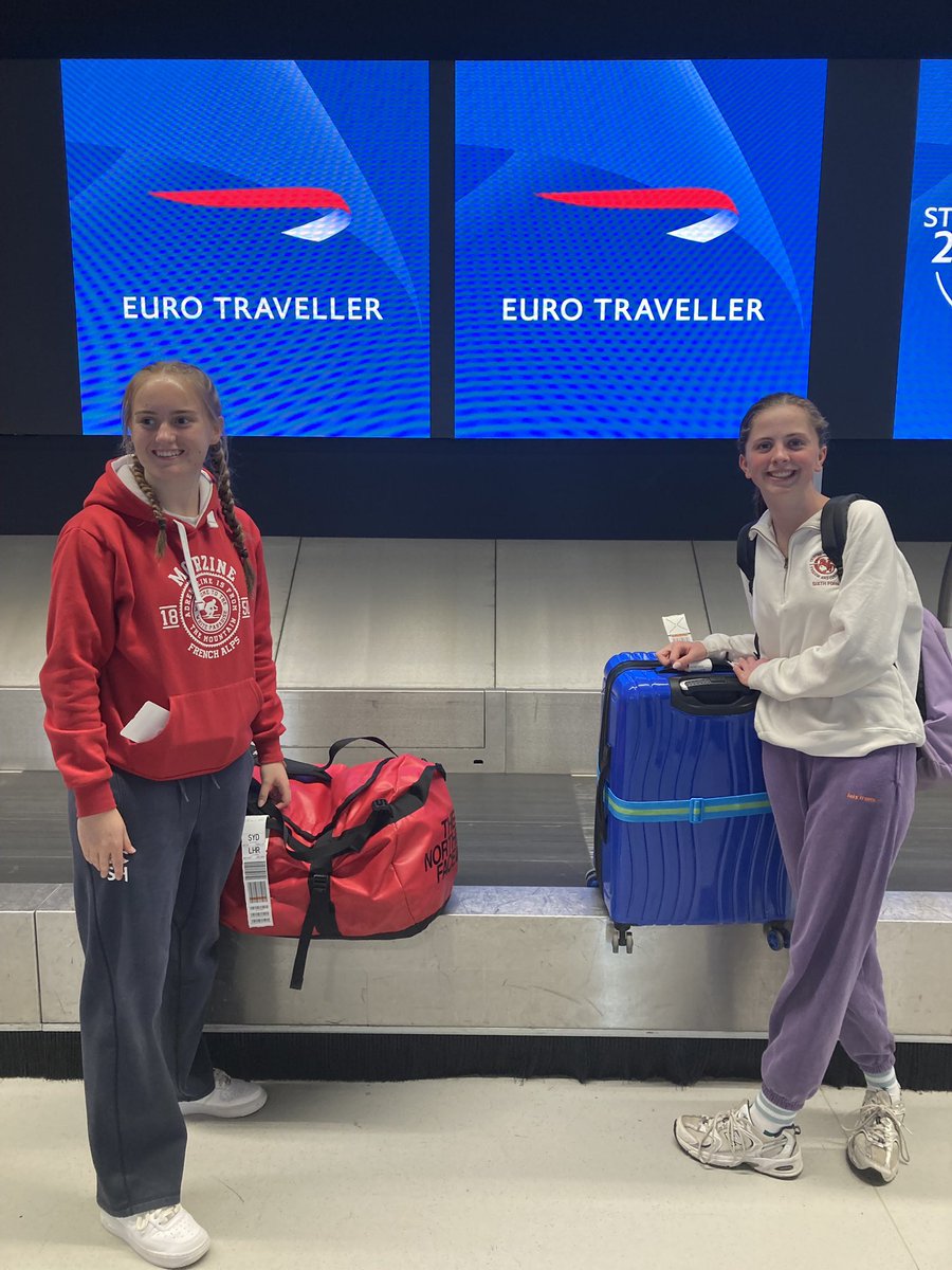 stgeinternat's tweet image. It’s time for our @stgeorgesedin Sixth Form exchange students to head off on their Australian adventures. We are delighted to be reconnecting with #AschamSchool 🏴󠁧󠁢󠁳󠁣󠁴󠁿✈️🇦🇺
#makingconnections #exchangeprogramme #international