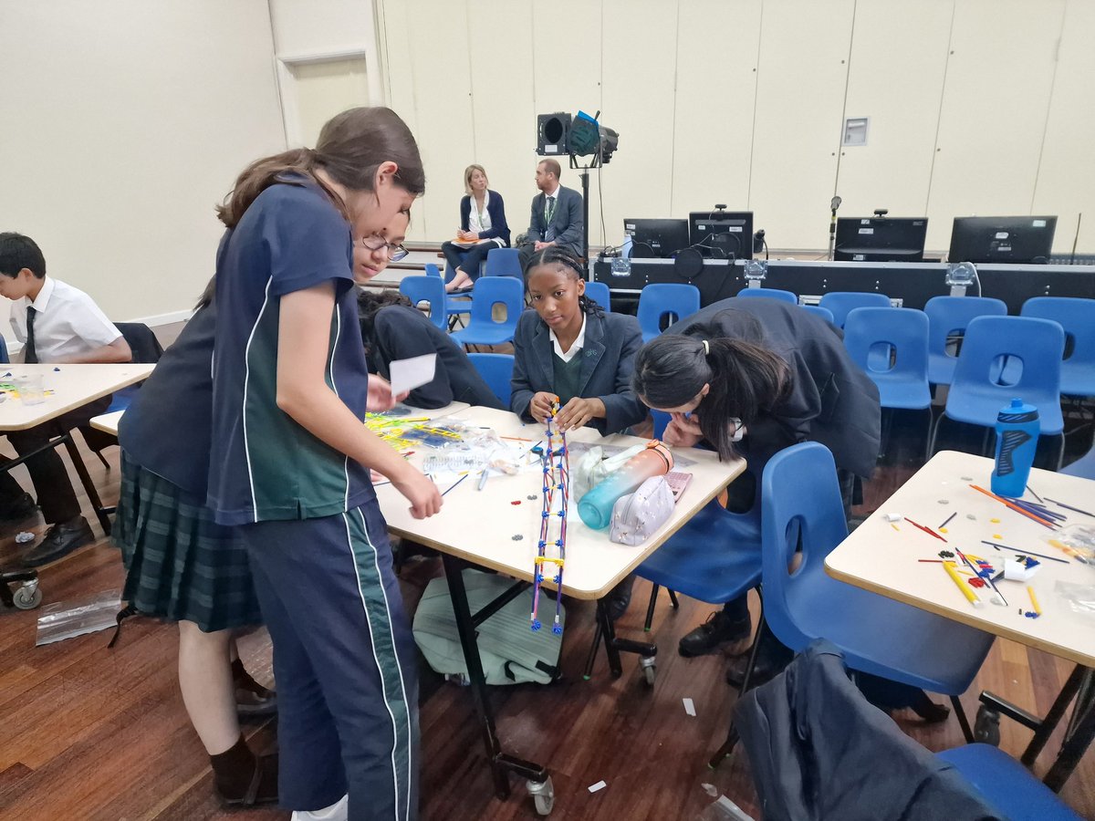 DerbyHighSTEM's tweet photo. Great Day of engineering with Y9 and #jcb https://t.co/4iOMP8Mn4L