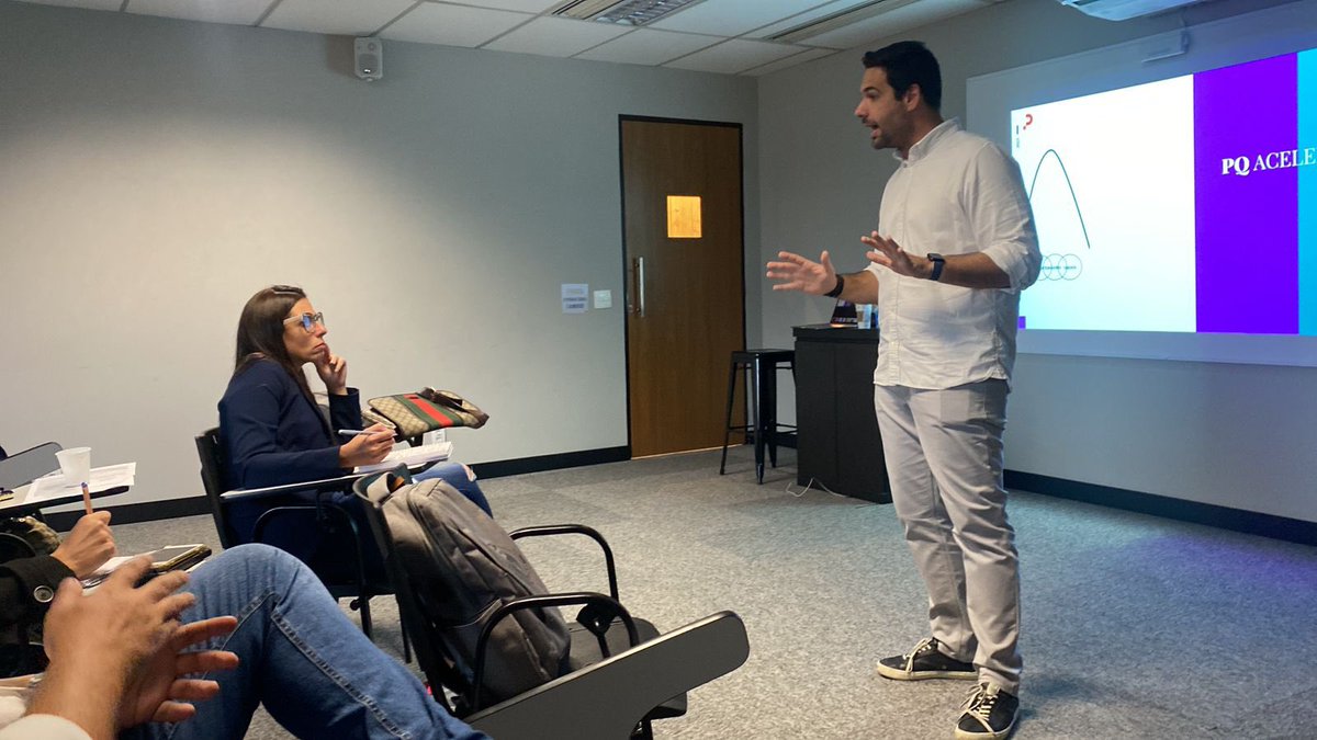 paulocrepaldi's tweet photo. Falando sobre o comportamento do consumidor via aspectos da evolução da sociedade humana! #Behaviordesigner #farmaceutica #saude #saudedigital #healthcare #healthtech #futuro #inovacao #digitalhealth #podcast #viaoral https://t.co/WqNECwBqNF