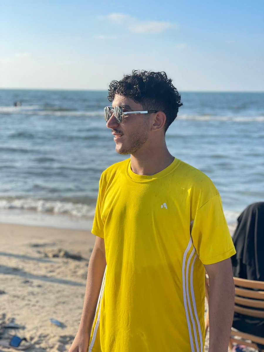 sallam74_m's tweet photo. 🌊🌊💛 https://t.co/sZa7aVWdcE