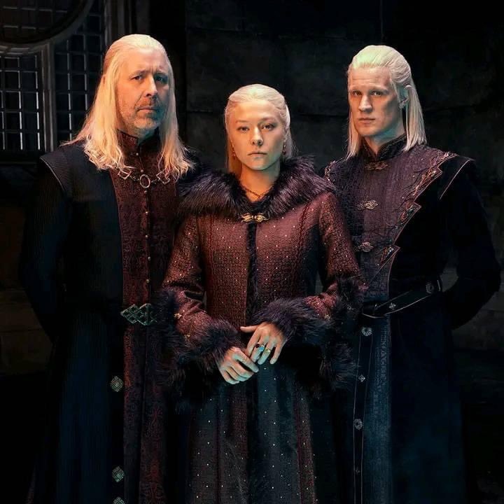 LisaHow49981393's tweet photo. 🥳 #HouseOfTheDragon #episode #HBOFYC  
Original: houseofdragontv https://t.co/aD7KWmkji1