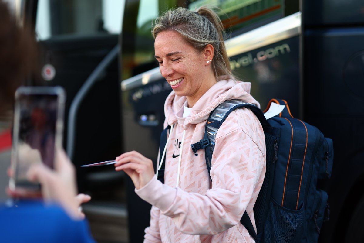 Lionesses's tweet photo. Departures: ✅ 
Next stop: ✈️ https://t.co/XJOvGaLjQi