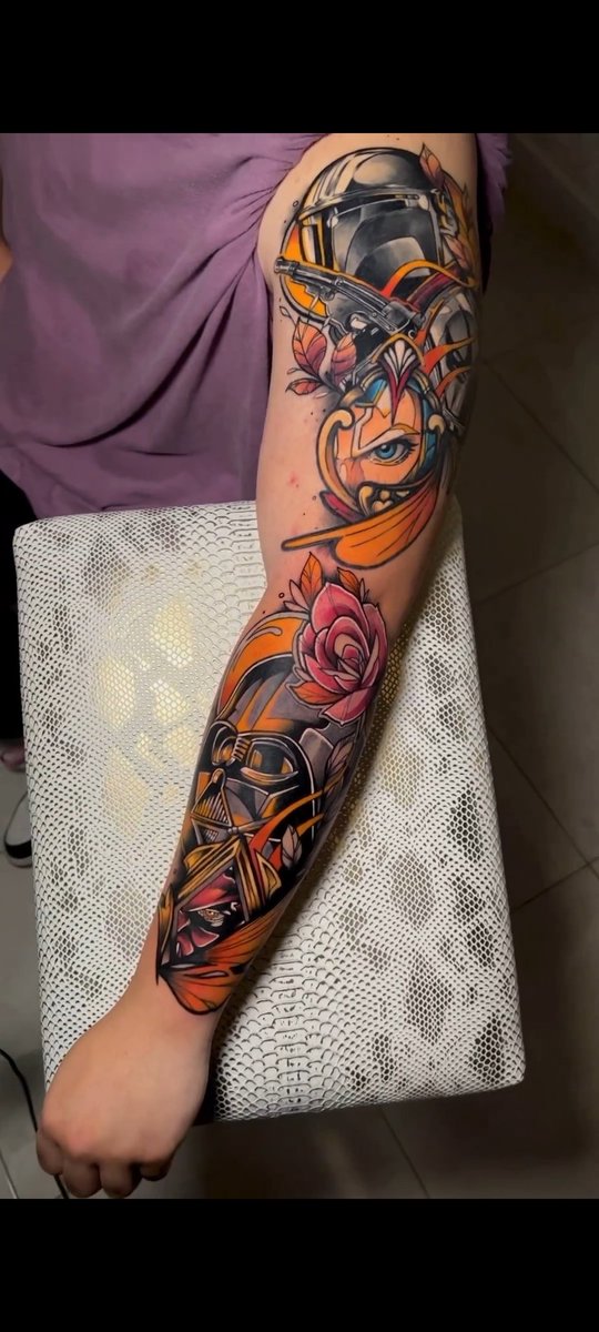 goonchiin's tweet photo. Bueno me voy a anclar mis 2 tatus, q antes solo tenia el otaku https://t.co/glrg1qTodl