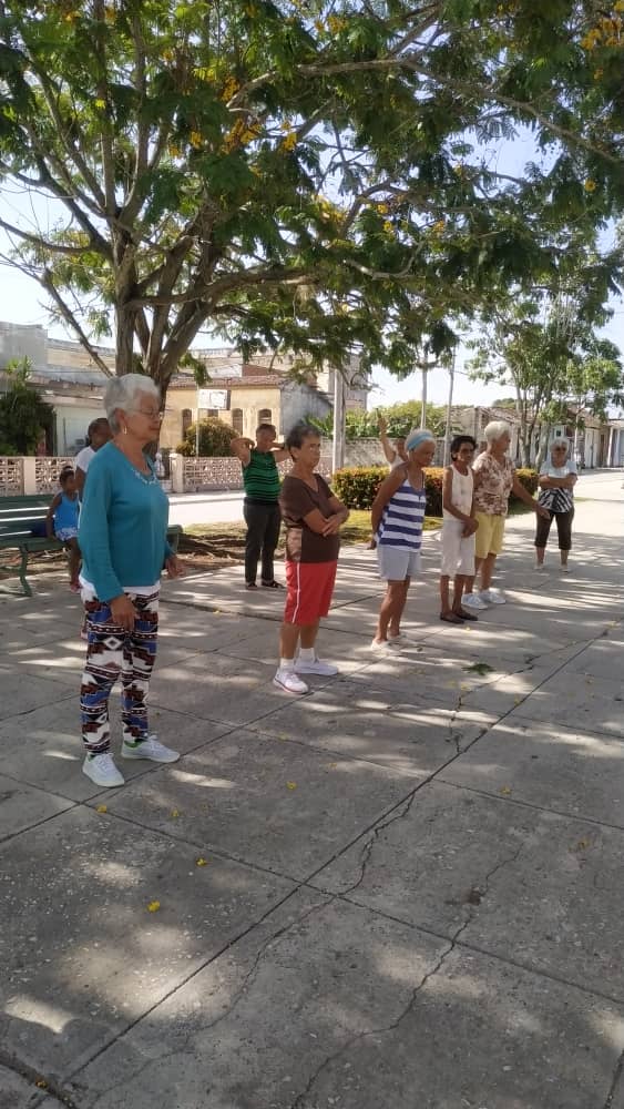 AMayorVClara's tweet photo. #VeranoConTod@s en las instituciones sociales de #VillaClara
#ProgramaAdultoMayorVillaClara
#LongevidadSatisfactoria https://t.co/dRMt349oLv