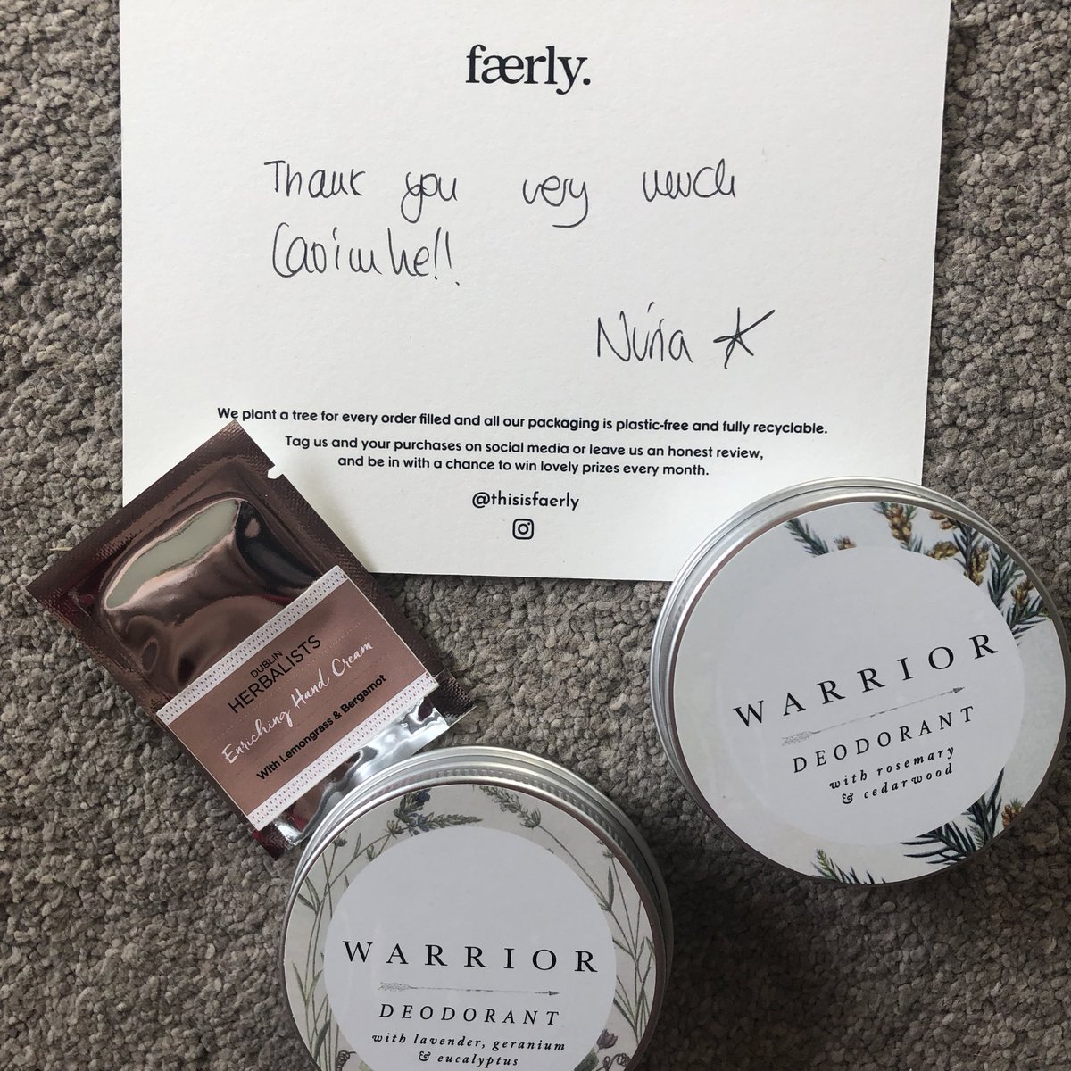 CaoimheDelany's tweet image. Super quick service from @thisisfaerly  with a cute #free @DublinHerbalist sample.  Looking forward to trying  #DaughtersofFlowers. #LookforLocal #BuyIrish  🍀