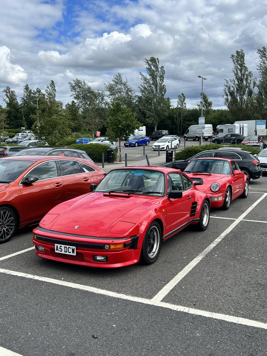 AutoBant's tweet image. Some lovely 911s flying past me on the M6 Toll this evening 😍 #Flatnose