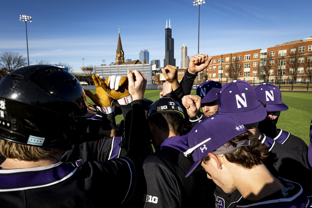 Coach Sánti tweet media