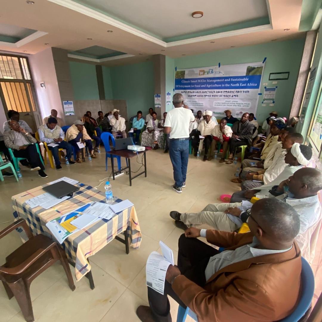 WatDev1's tweet photo. The Water and Land Resource Centre of #AddisAbaba University hosted an awareness meeting on the proper application of Green #Manuring and #CropRotation for soil health, #Agroforestry for boosting integrated agricultural systems and #WaterUsersAssociation for effective governance https://t.co/jTigo5lxVE