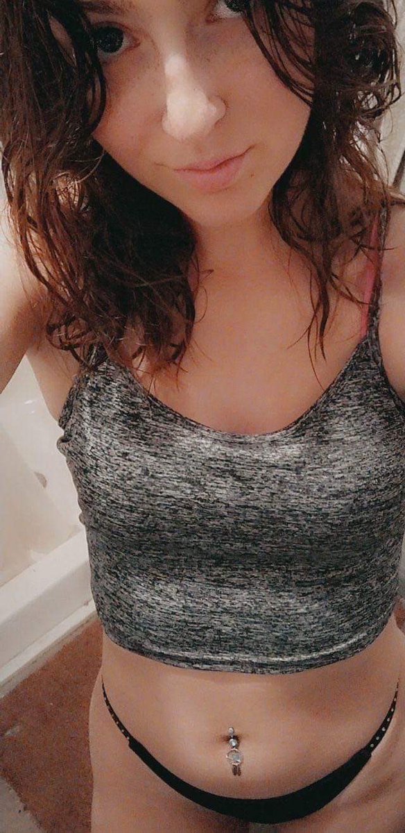 Qu33nb1tch19's tweet photo. Who wants me? #EatMeUp #Cuminme #fingermedaddy #fuckme #horny #SalaarTeaser #storm #TaylorSwiftErasTour #Ticketone #TSTheErasTour https://t.co/oX7fUOfDH9