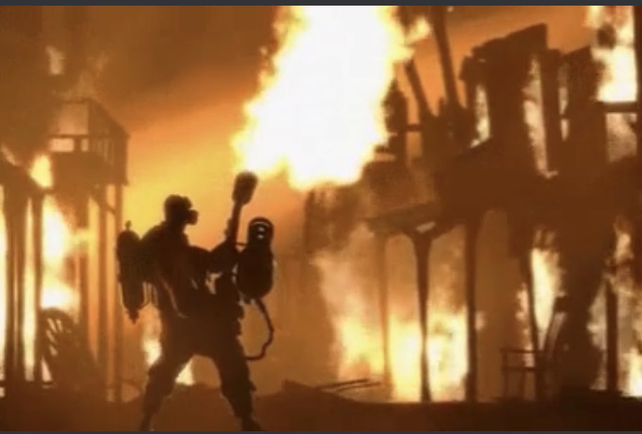 BoxMan6996430's tweet image. Time to embrace my inner pyromaniac and make a grilled cheese sandwich