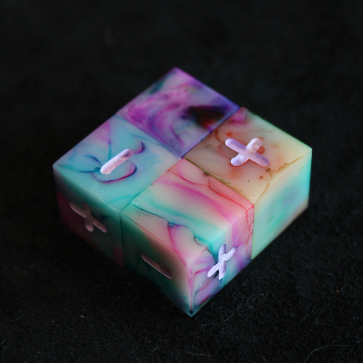 alchemist_attic's tweet photo. New stuff in the shop this Friday!
I'll also be taking down the advent calendar pre-orders at the same time, so if you want to get one of those make sure you get your order in before then :)
#handmadedice #dice #fatedice #fudgedice #rainbow https://t.co/vtyULnf2nB