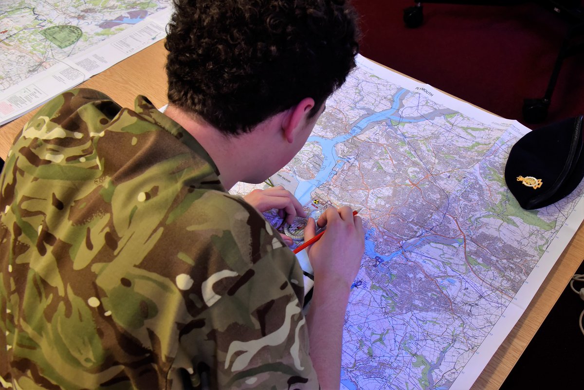 Paul put his skills from his chainsaw course to good use this evening creating field obstacles. Inside, the recruits honed their navigation skills.
Are you in #JerseyCI and looking for something different, new friends, new skills? Call 01534447100. Always recruiting!
#ArmyReserve