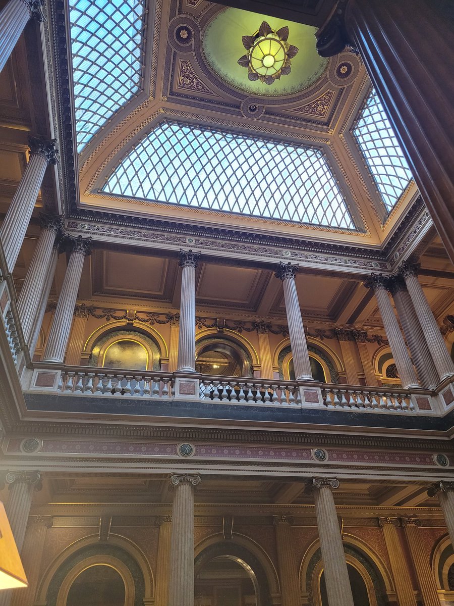 RongKaiWong's tweet photo. At the #ReformClub in London for a crypto circle gathering - great to catch up and network with like minded individuals! https://t.co/8AqhG0ufPp