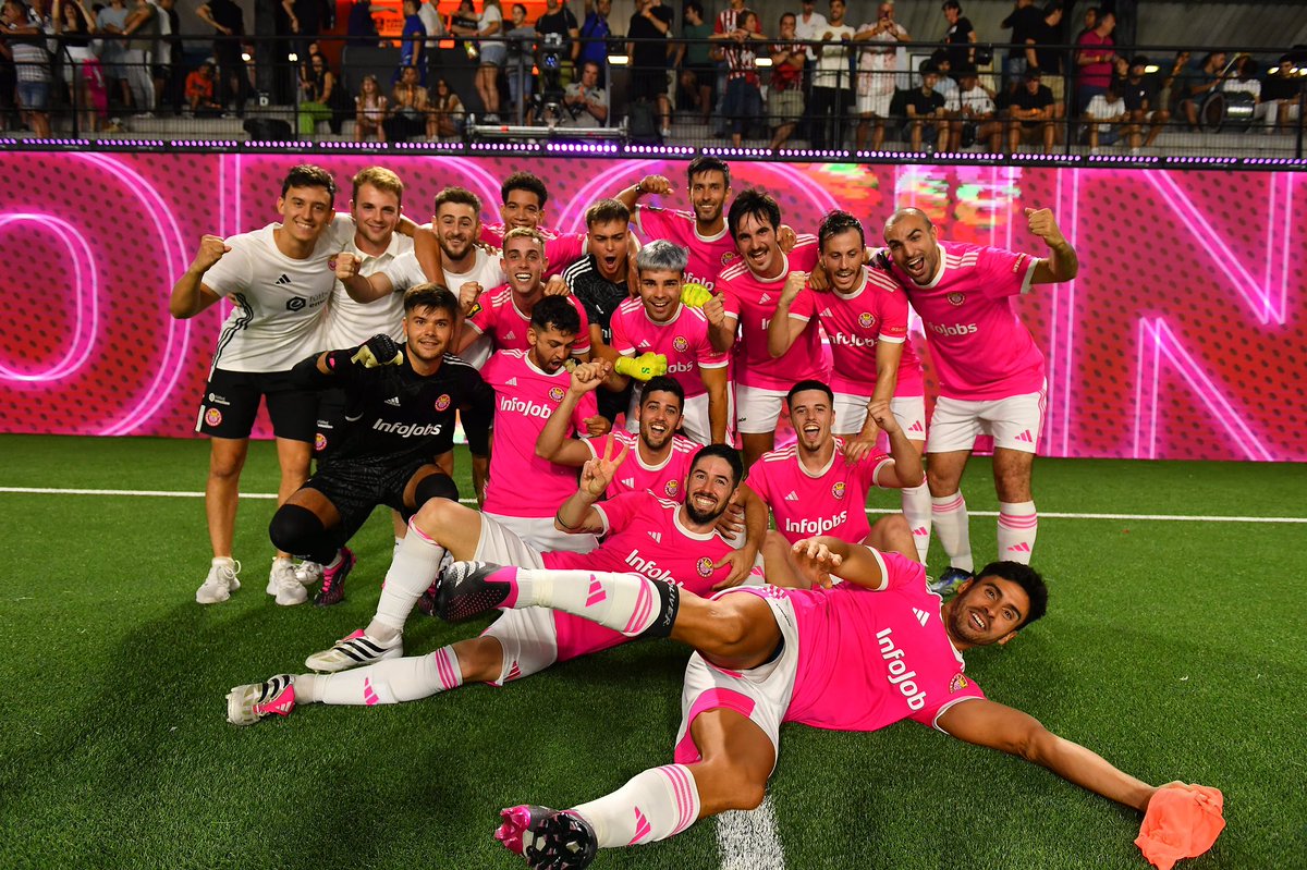 LÍDEEEEEREEEEEEEEES