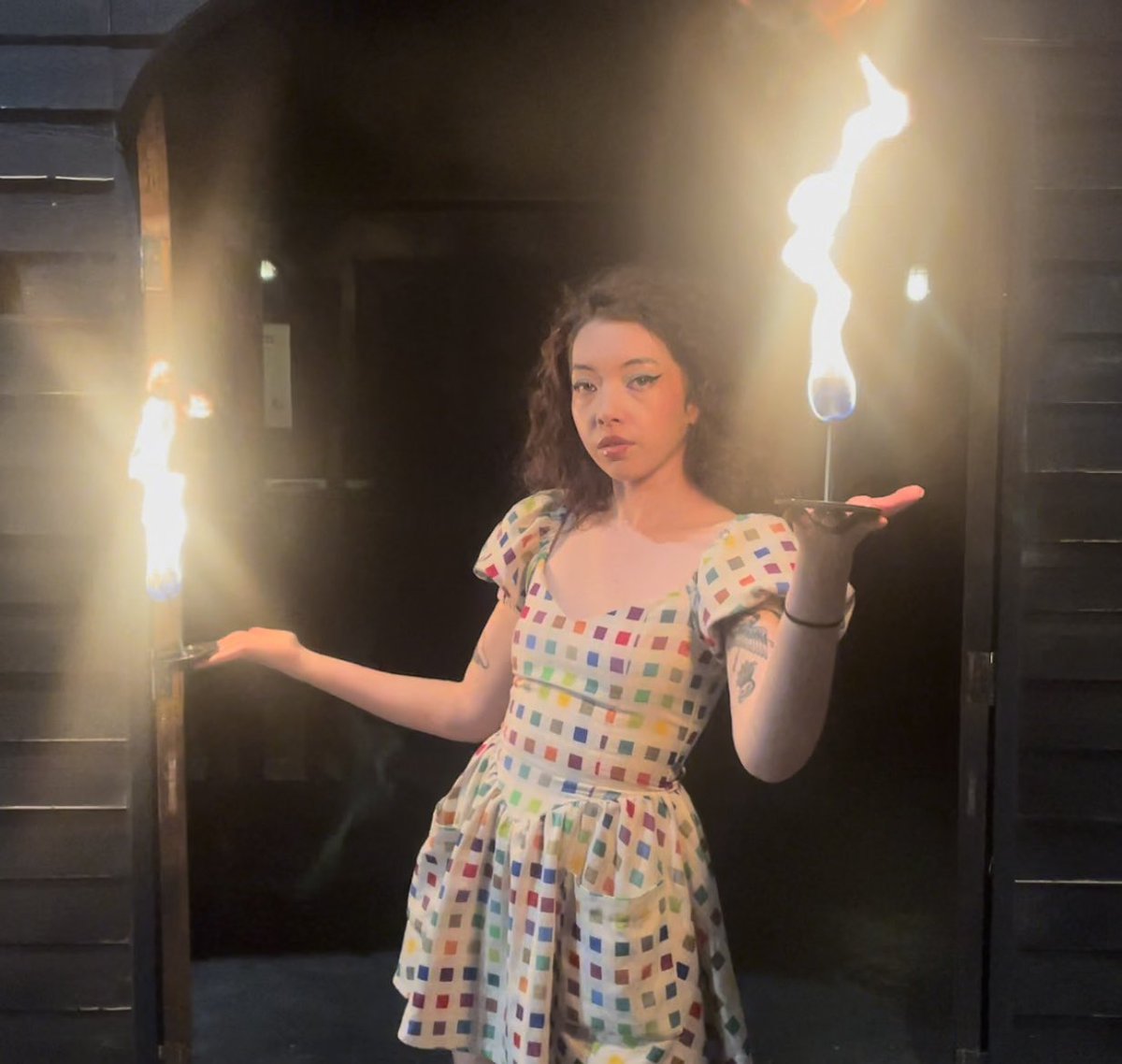 divine muse tweet media