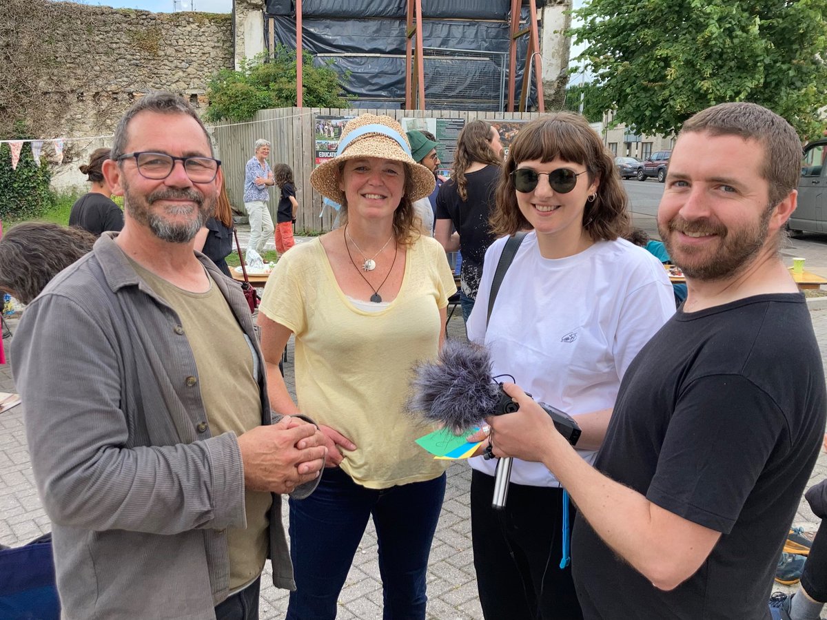 A brilliant creative crew Sinead Cullen, Heather Griffin and Patrick Mulvihill (<a href="/AmicitiaProject/">Amicitia</a> ) wrapped up their ten-day residency last weekend in Cloughjordan as part of #MakingNeighbourhoods.