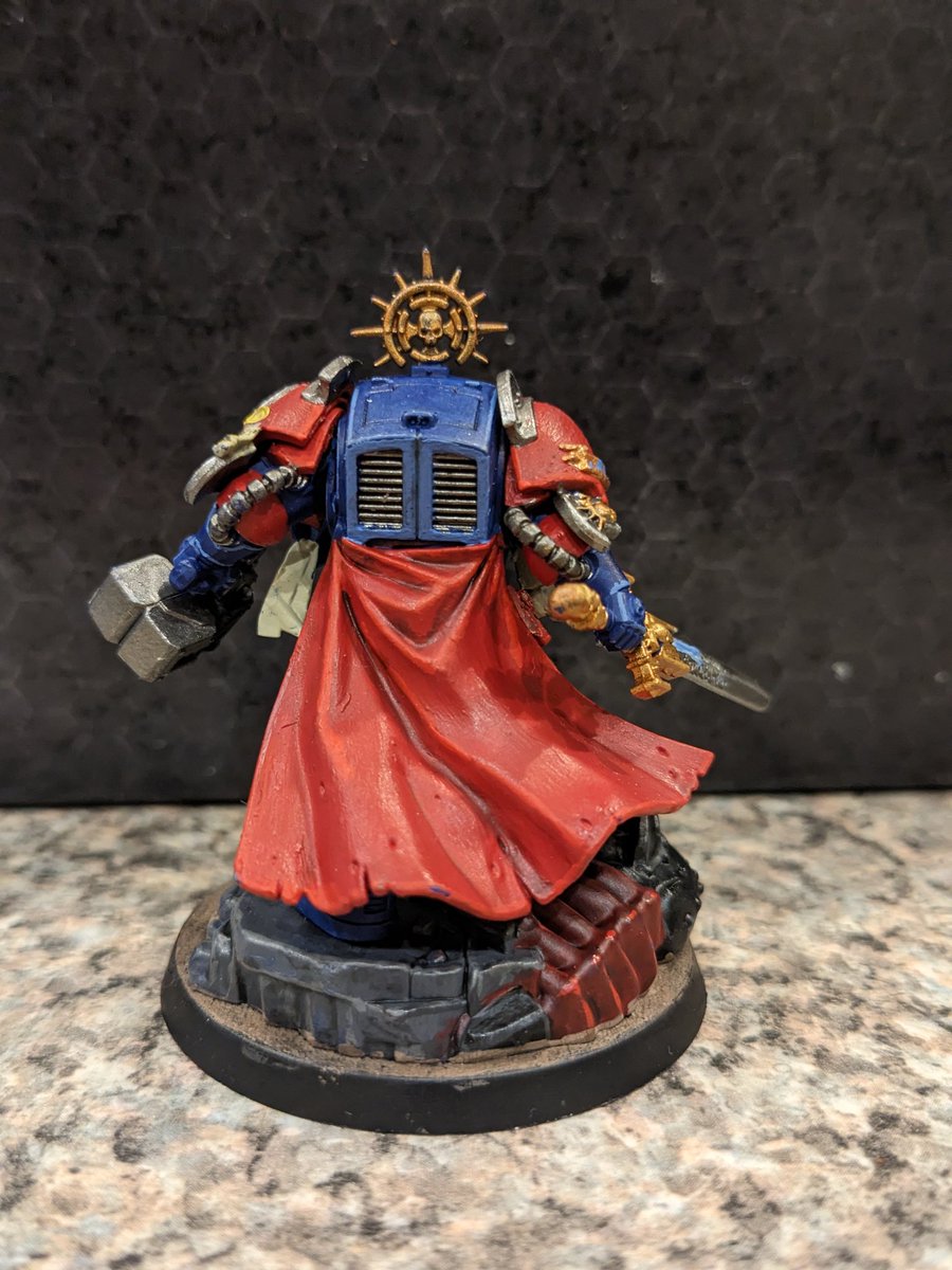 The_CrazyGoblin's tweet photo. 1st Captain of the Wrxzium Cardinals!!! Ready to protect humanity from the xenos filth that threaten the safety of the galaxy!!! #firstcaptain #WarhammerCommunity #warhammer40k #warhammer40000 #WarhammerArt #spacemarines https://t.co/T1LOwqyDcI
