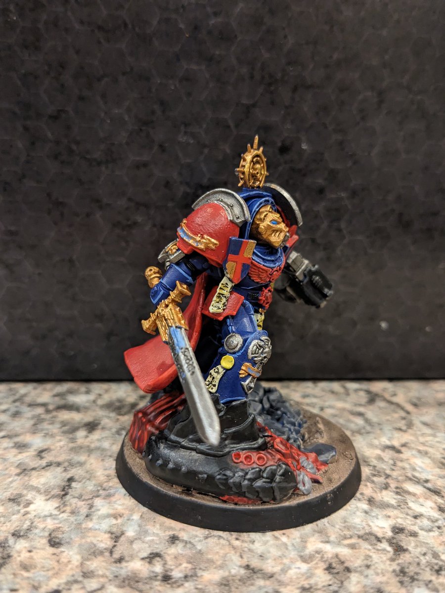 The_CrazyGoblin's tweet photo. 1st Captain of the Wrxzium Cardinals!!! Ready to protect humanity from the xenos filth that threaten the safety of the galaxy!!! #firstcaptain #WarhammerCommunity #warhammer40k #warhammer40000 #WarhammerArt #spacemarines https://t.co/T1LOwqyDcI