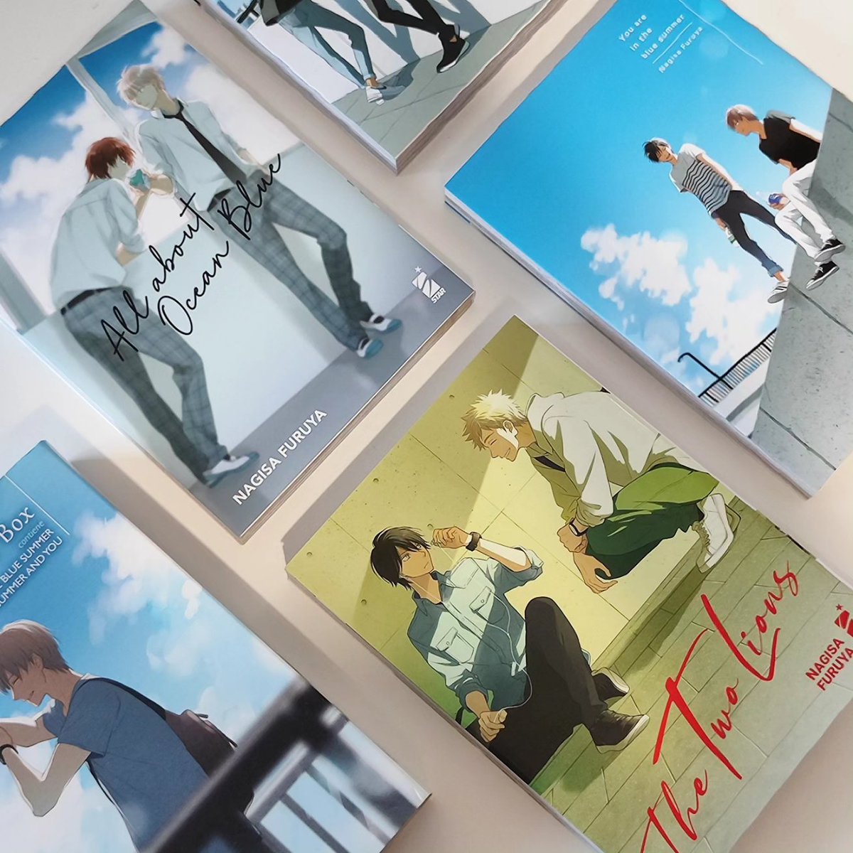 dekukura's tweet photo. The Two Lions (Italian Edition by @EdStarComics 🇮🇹) is out now! @furunagi 先生の作品「ふたりのライオン」イタリア版発売中! 💗 @gentosha_comics #FuruyaNagisa #BoysLove #Manga #TheTwoLions #ふたりのライオン https://t.co/QnyzfFWbxd