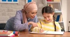eal_teaching's tweet photo. ❓Do you have #new_arrivals joining you in September? 

👉Here are some top tips for #engaging_EAL_parents https://t.co/F0IN0bn0oR

#home_school_liaison #parental_involvement #multicultural_education @LindaEsker
@lingosia https://t.co/5lHaorMjRg