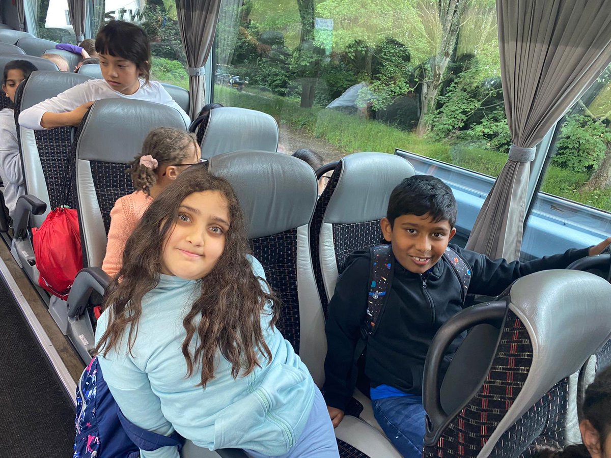 HighViewPrSch's tweet photo. We have been waiting for this all year..the year 4 residential! #highashurst #dorking #year4 #memories https://t.co/7fJg0rfT5u