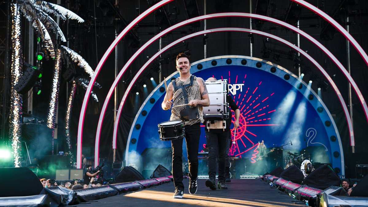 the script tweet media