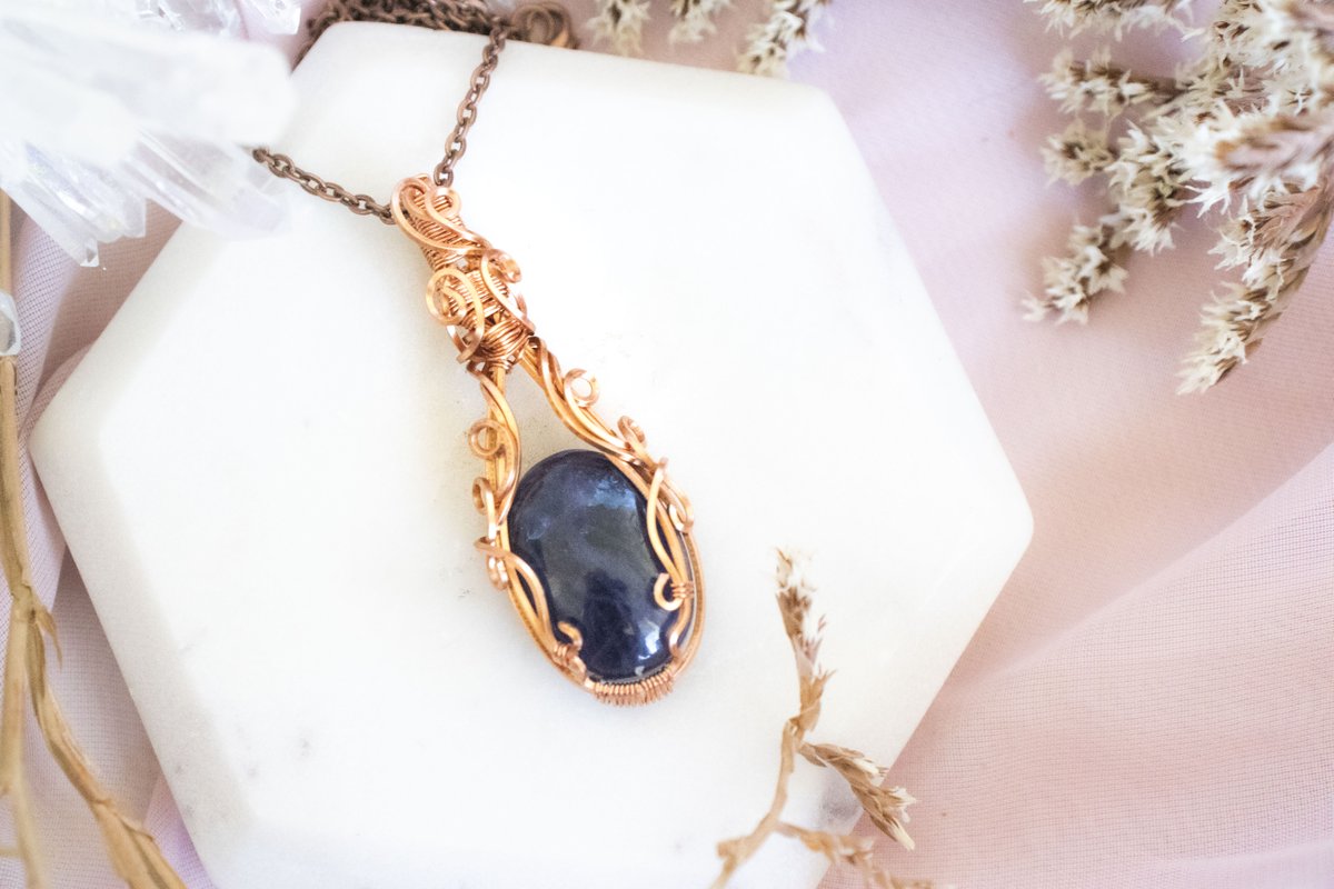 goodwitchorgnls's tweet photo. 💫 Adorn yourself with the magical energy of our Iolite necklace ✨ Handcrafted with care, this necklace carries the energy of inner vision, intuition, and spiritual growth. Let the ethereal beauty of Iolite guide you on your journey of self-discovery. https://t.co/1XThpOMAYx