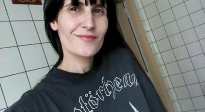 cuervafenix's tweet photo. Ella es Cecilia Moretón, esa es una de las tantas conversaciones que tuve con el papá de la nena y uno de los comentarios de una vecina de mi edificio que vió mucho. Nada más que decir. https://t.co/Y7T17TzFSB