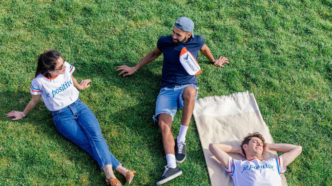On pose ça là : on #recrute avec ou sans #diplôme sur plus de 300 métiers sur recrute.carrefour.fr 💪

Mais parce que chez Carrefour on est toujours positifs, on est sûrs que vous l'avez eu 🤞🎉 #Bac2023