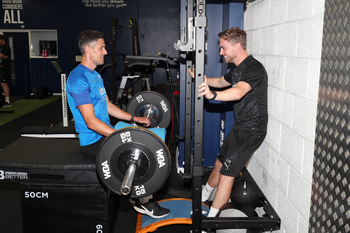 WBA's tweet photo. Great to have you back in the building, @MartinKelly1990! 💪 https://t.co/uQFT2KVQw3