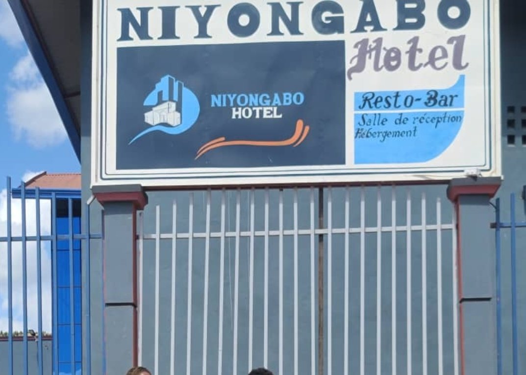 PATTHEBURUNDIAN's tweet photo. #Burundi: le secteur de l'hôtellerie à l'intérieur du pays continue de faire ses preuves, là c'est l'hôtel #NiyongaboHotel situé à #Makamba précisément à #Mabanda, j'y ai été agréablement surpris!!! Nzogaruka!!! @Diaspora257 @serysson2004 @akezanet @betvburundi1 @bichoulove72 https://t.co/OfDpFjmXyK