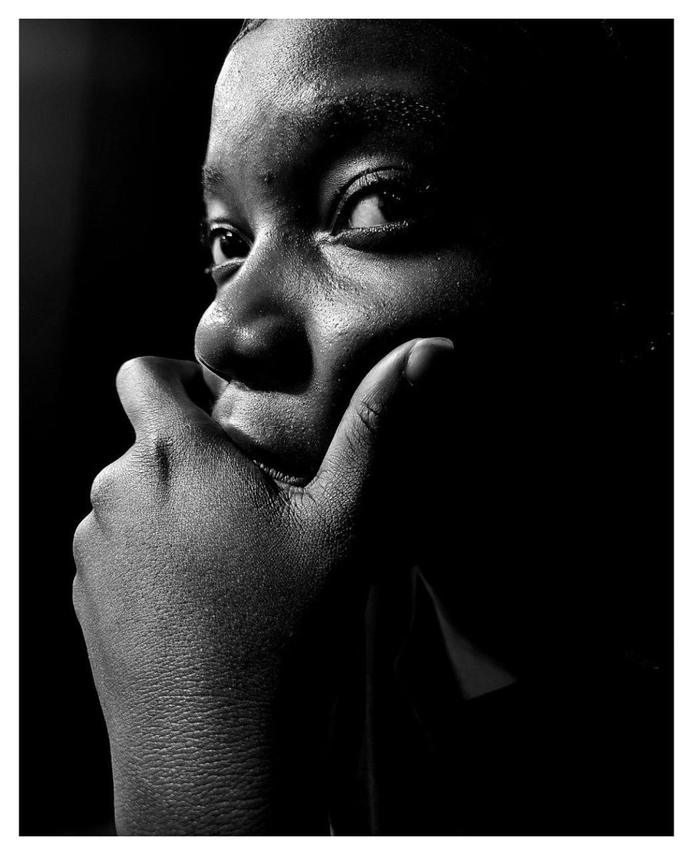 olanrewaju_v's tweet photo. One was taken with Samsung s23 ultra and the other Fujifilm…. 
#olanrewaju_v https://t.co/uUUB9zrMm2